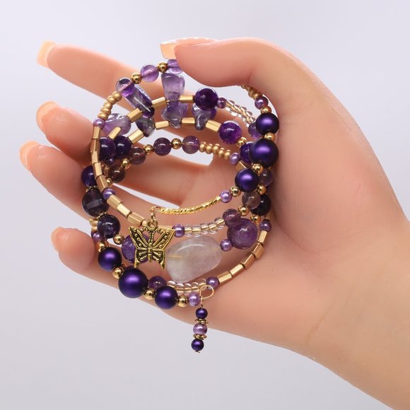 Bracelet with Amethyst stones, unique gold accents and pendants. - Picture 2 of 7